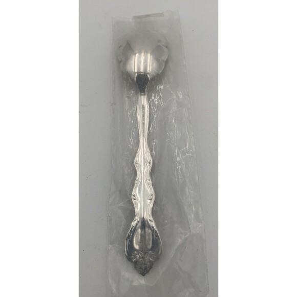 Interlude 6" Sugar Shell Spoon International Silverplate Flatware 1971 - Picture 2 of 6